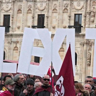 Presentación S.O.S. León Autonomía