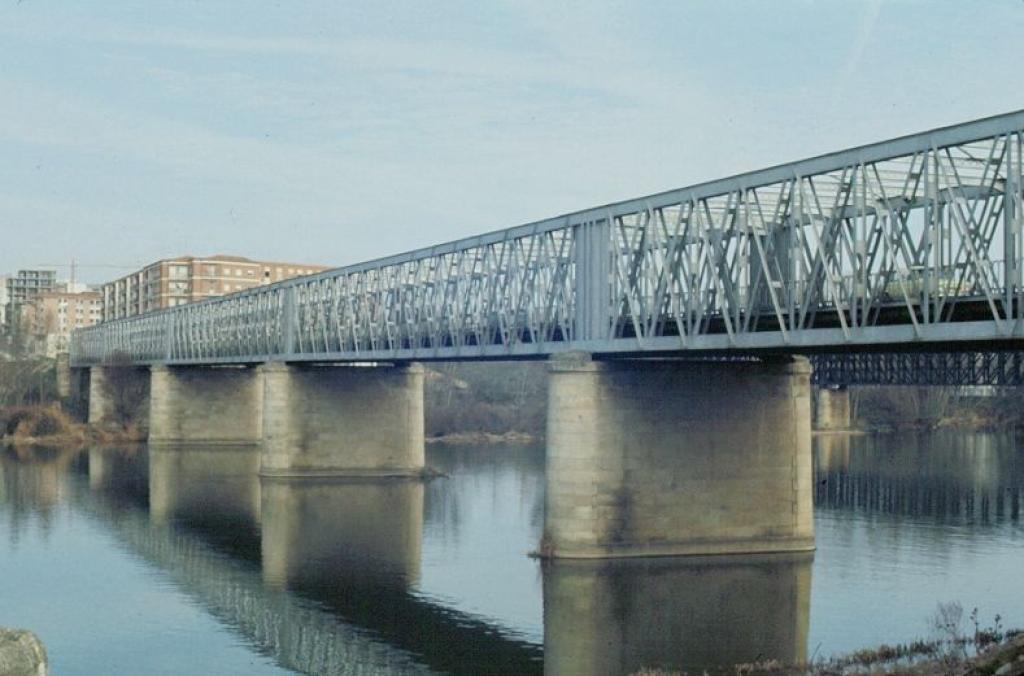 El Puente de Hierro de Zamora será reformado tras años de denuncias