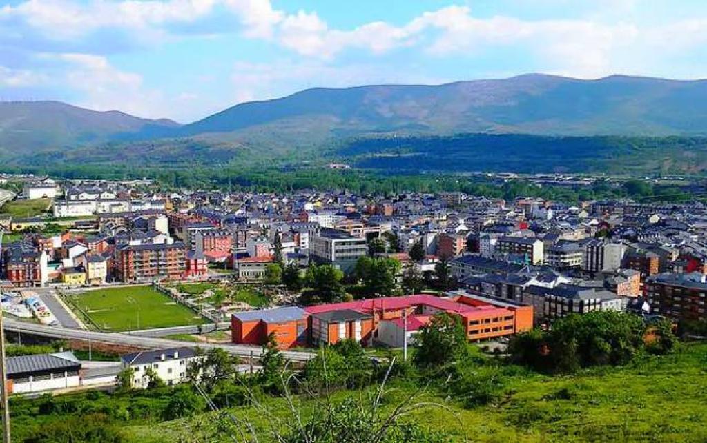 Bembibre se suma al proceso autonómico leonés con el apoyo del PSOE y la UPL