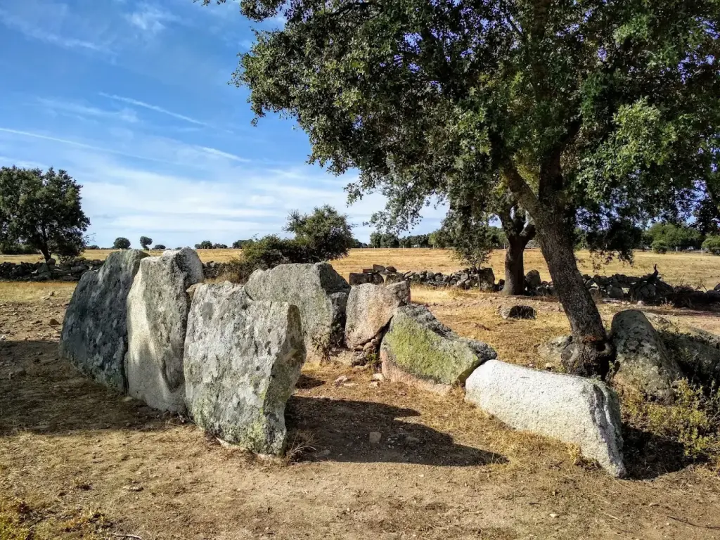 Dolmen del Casal del Gato -Almeida de Sayago