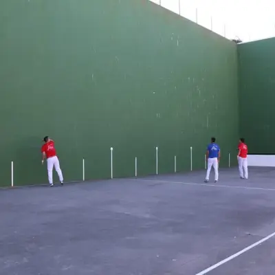 Pelota a mano, deporte tradicional