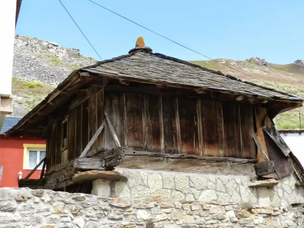 El Gobierno declarará los hórreos leoneses como Patrimonio Cultural Inmaterial