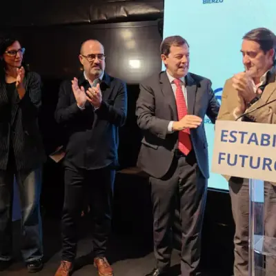 El leonesismo, en el punto de mira de Mañueco