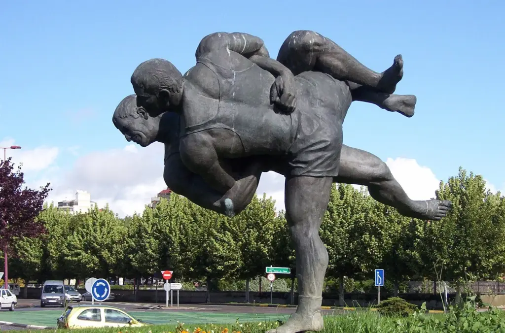 Lucha leonesa - Deporte autóctono