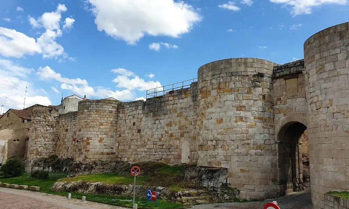 Zamora no se ganó en una hora: origen de la frase