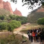 Quince familias denuncian humillaciones y castigos físicos en un campamento de la Diputación leonesa