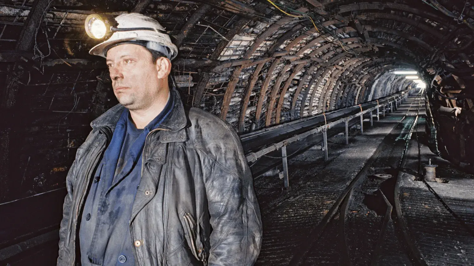 Últimos días para visitar la ‘Memoria gráfica de la minería’ en el Monasterio de Sandoval