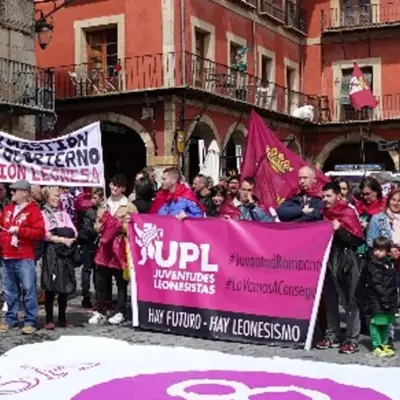El Leonesismo rompe el "no es el momento"