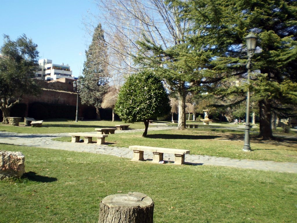 Cambiar el nombre del «parque del Cid» por «Parque Alfonso IX de León»
