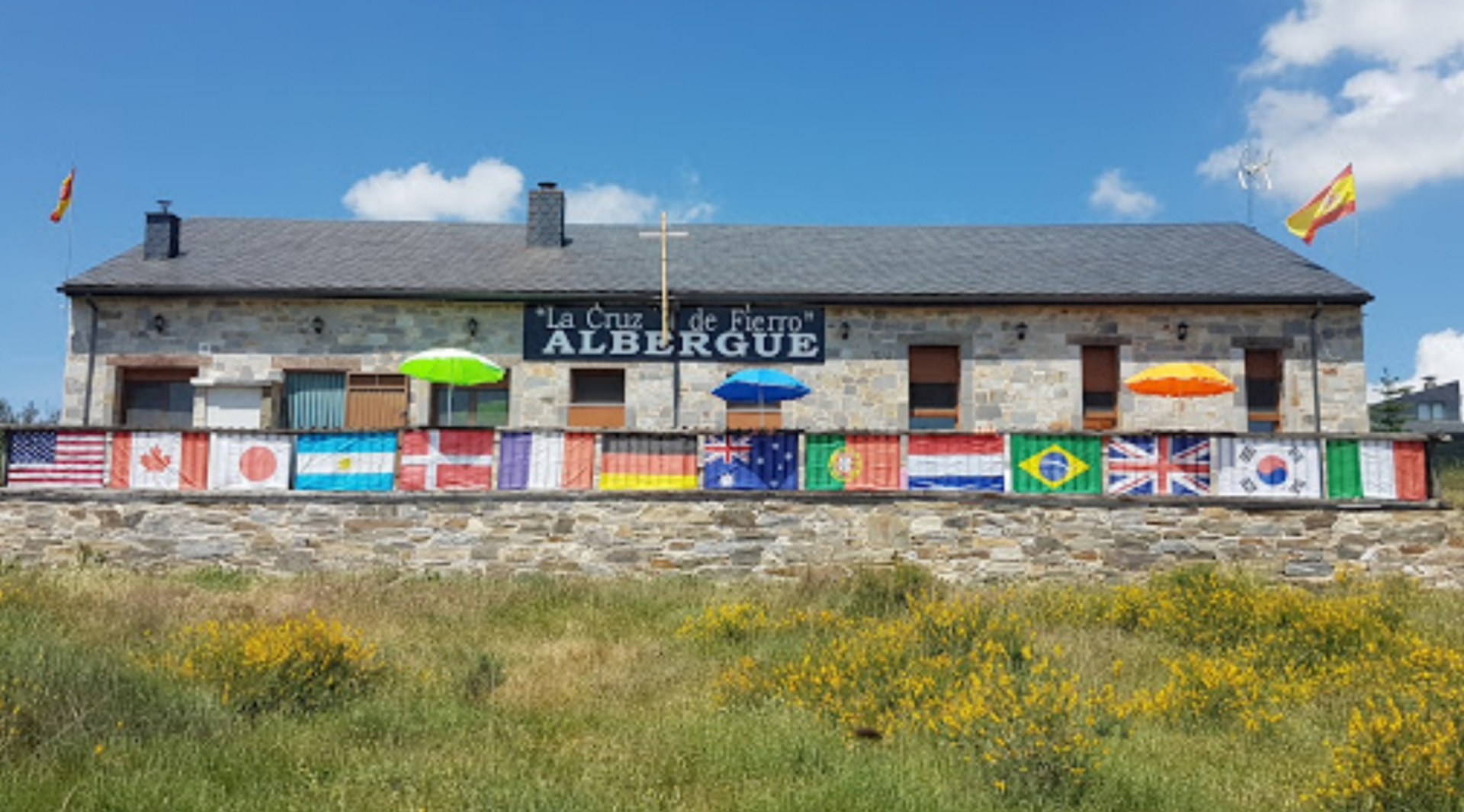 Albergue Cruz de Fierro